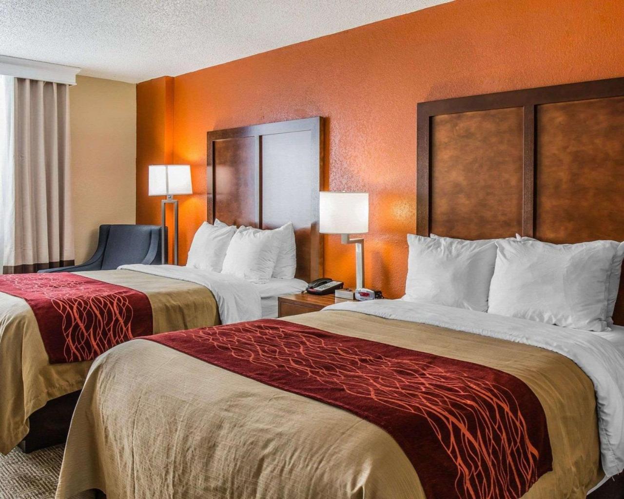 Comfort Inn & Suites Lakeland North I-4 Bagian luar foto